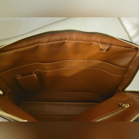 Louis Vuitton Voyage Briefcase - Picture 14 of 16